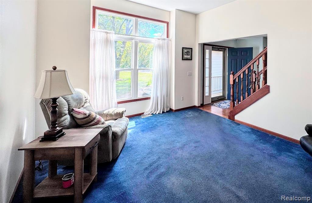 5324 Douglas Road