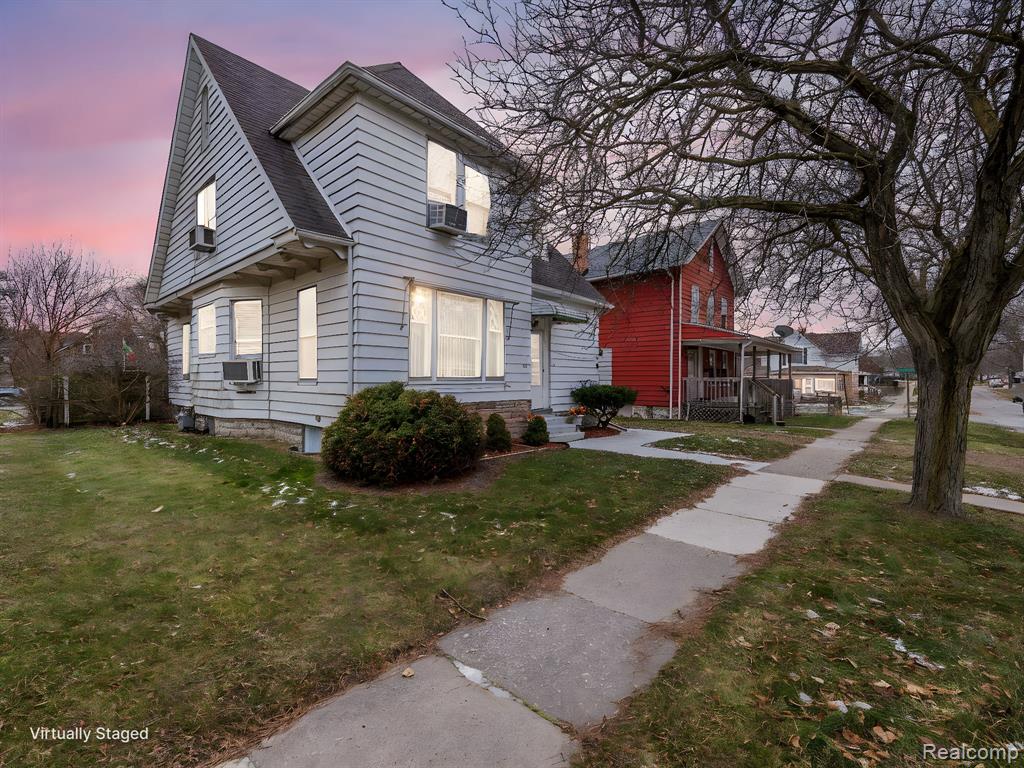 321 Cass Street