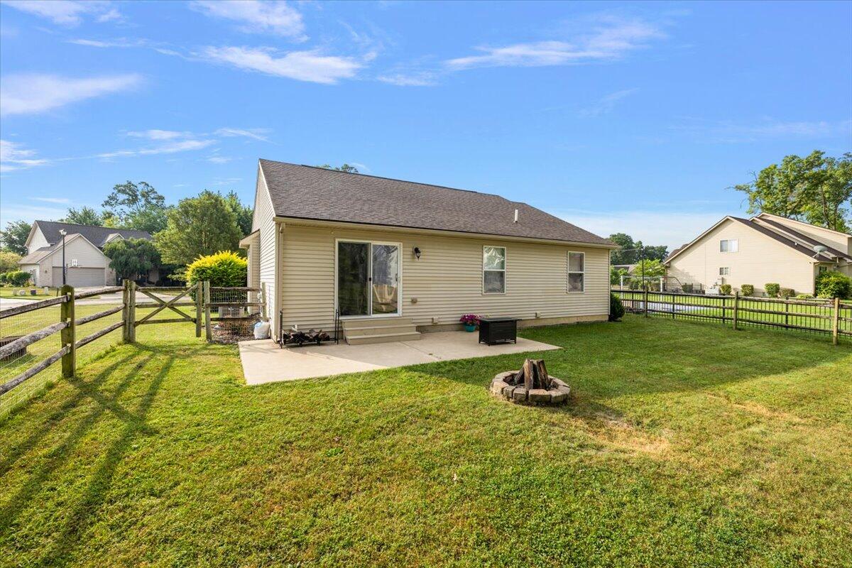 15257 Oak Valley Lane