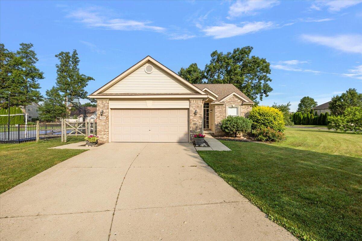 15257 Oak Valley Lane
