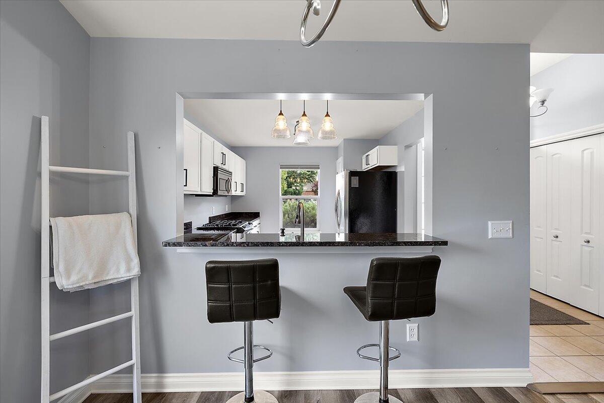 15257 Oak Valley Lane