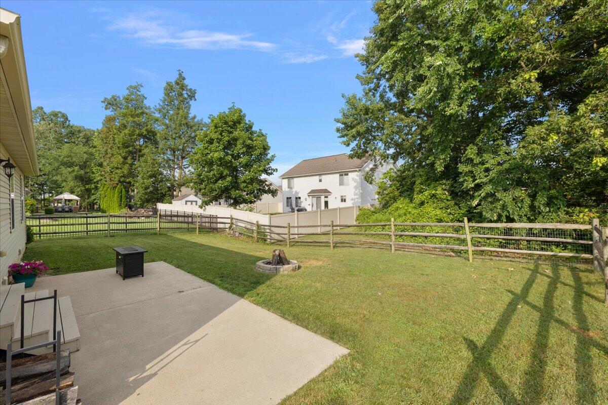 15257 Oak Valley Lane