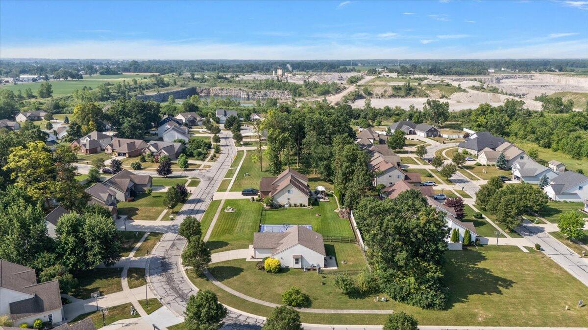 15257 Oak Valley Lane
