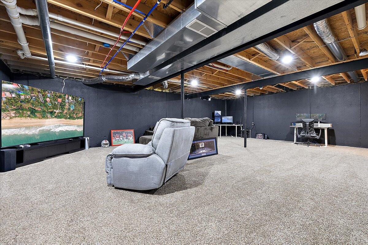 15257 Oak Valley Lane