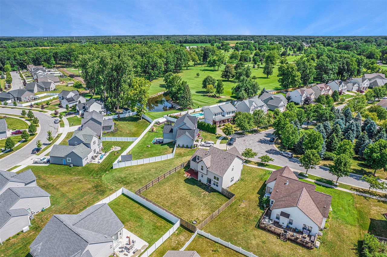 834 Golf Ridge Circle