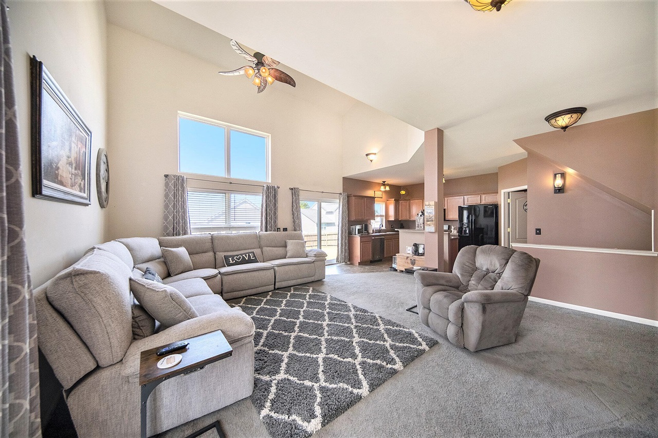 834 Golf Ridge Circle