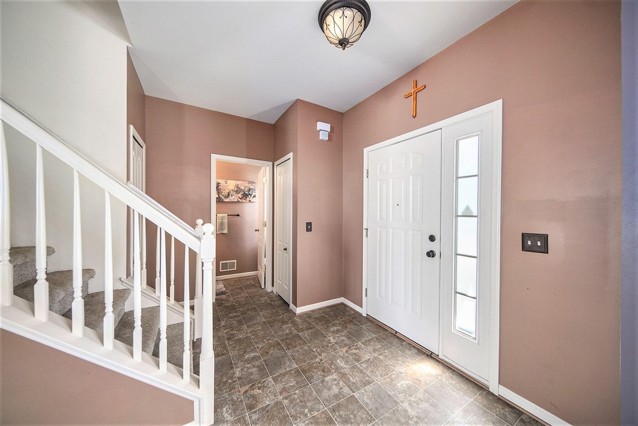 834 Golf Ridge Circle