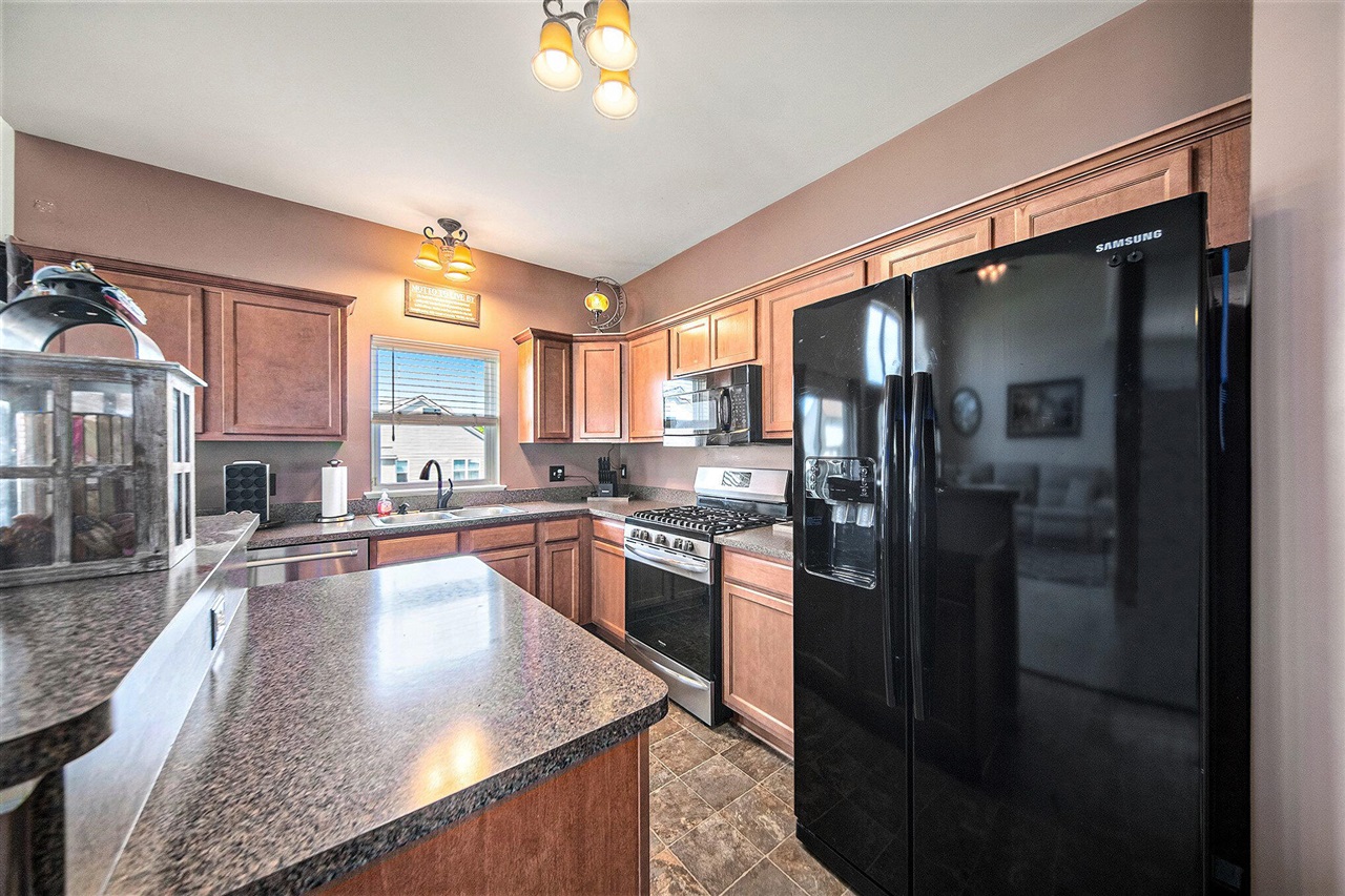 834 Golf Ridge Circle