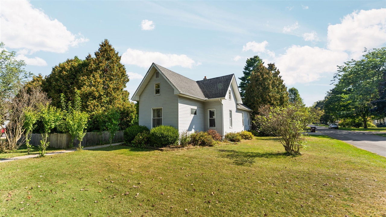 557 Saline Street