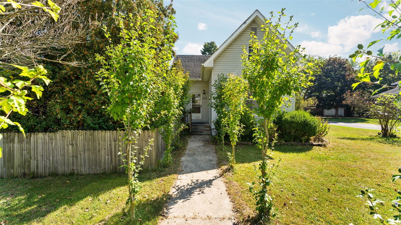 557 Saline Street