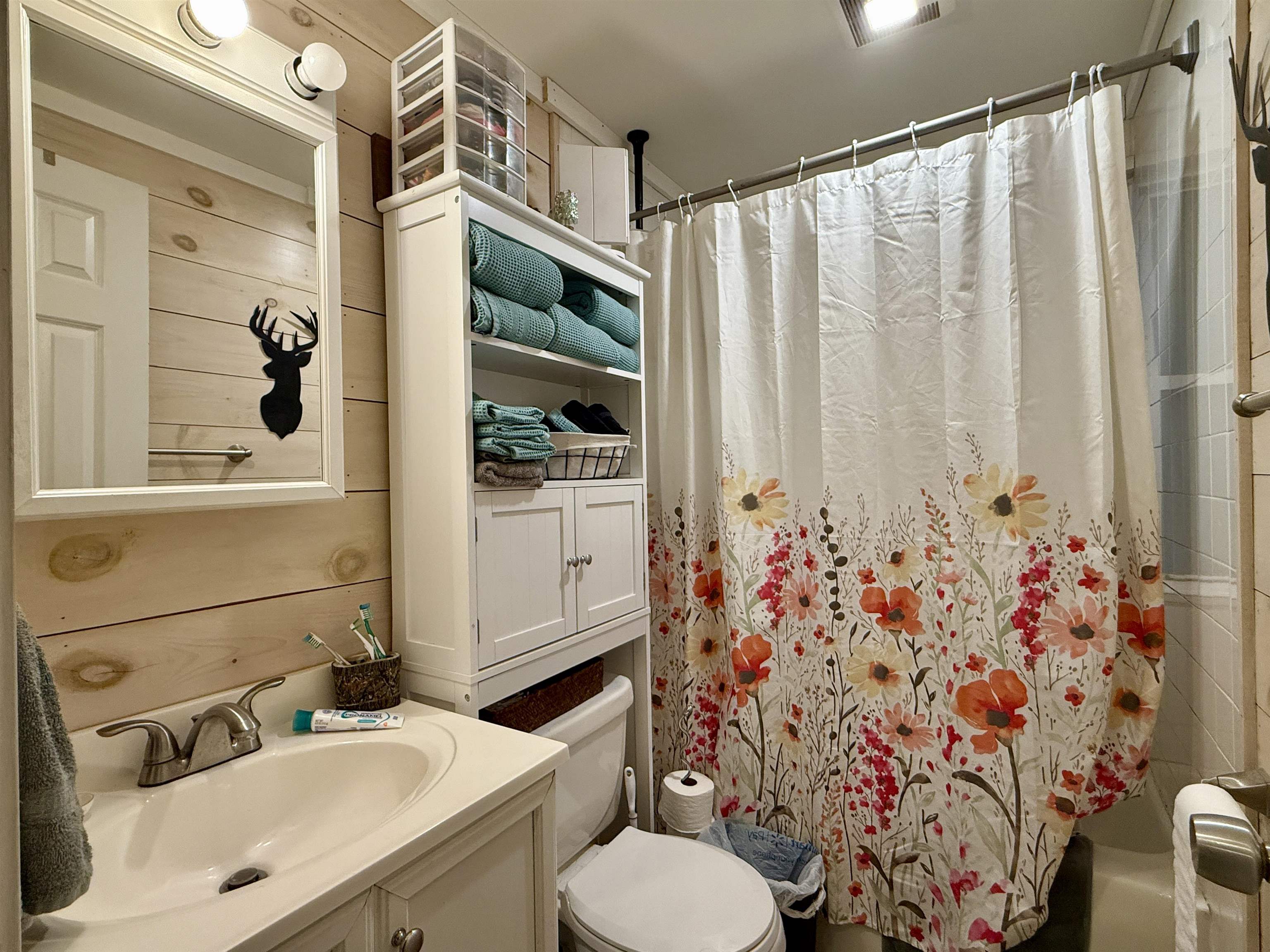 195 Forest Trail, LeRoy Unit: Lot: 81&82