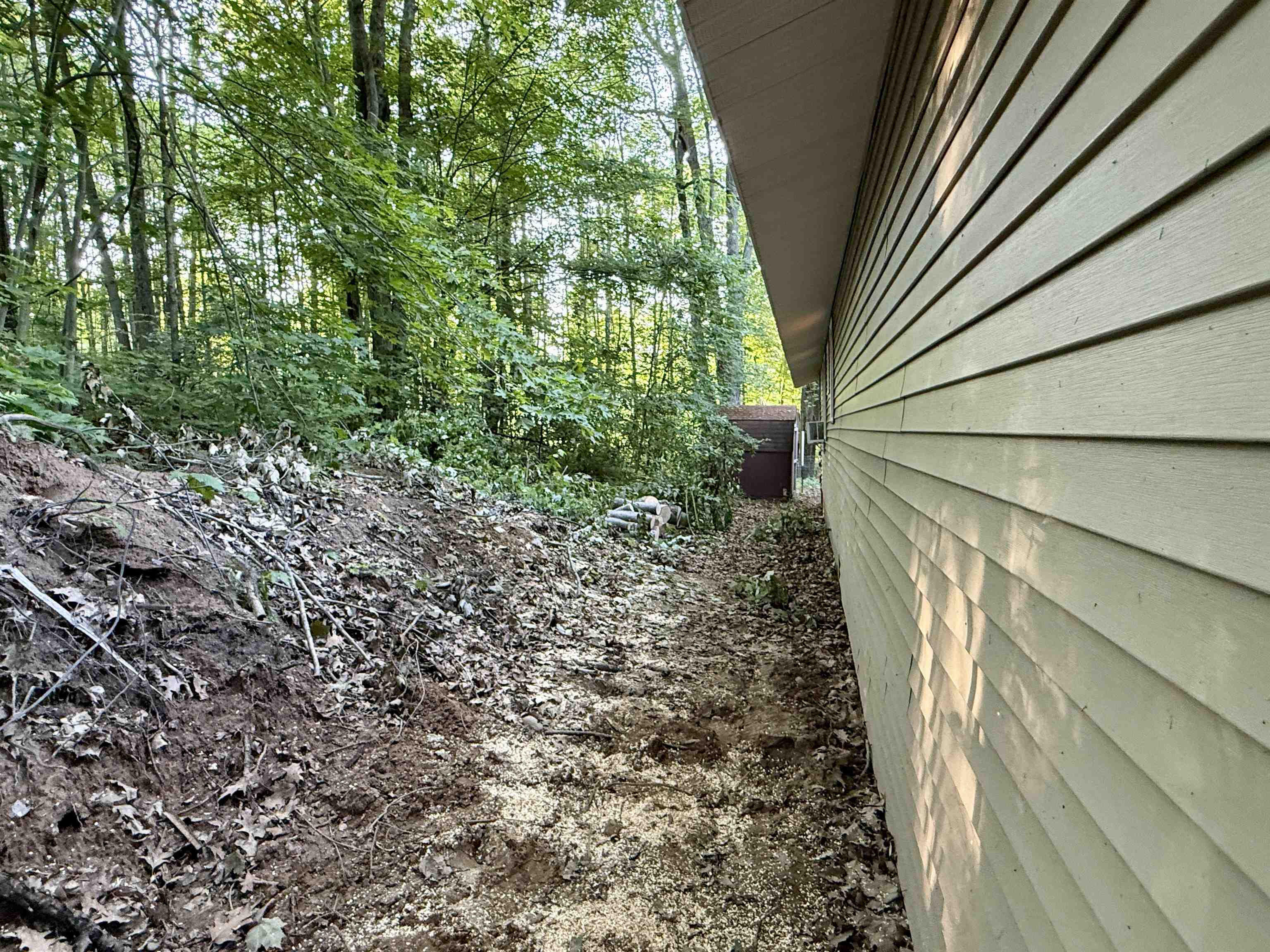 195 Forest Trail, LeRoy Unit: Lot: 81&82