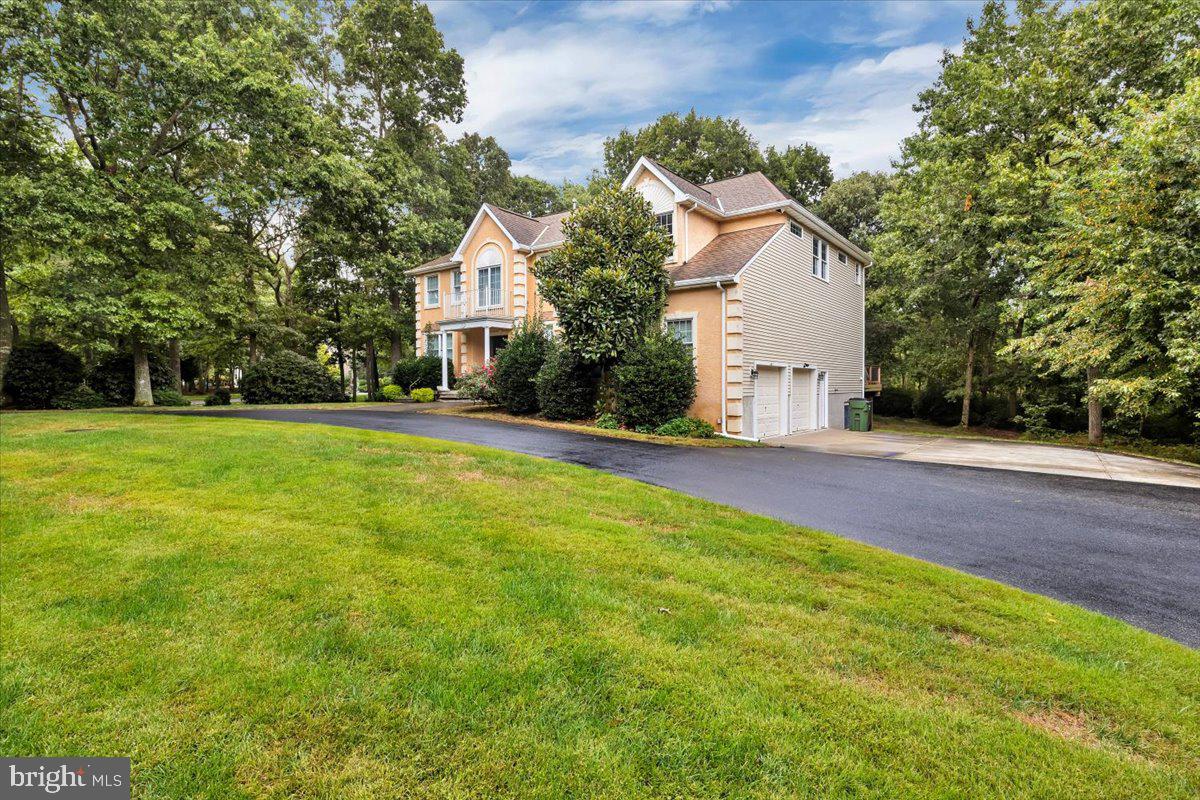 113 LIGHTHOUSE LN