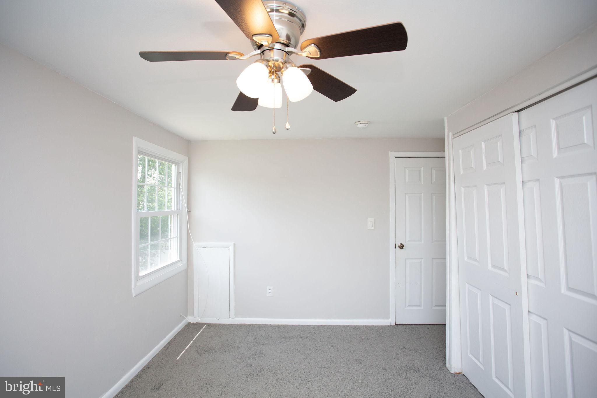 27 Bendix Ln