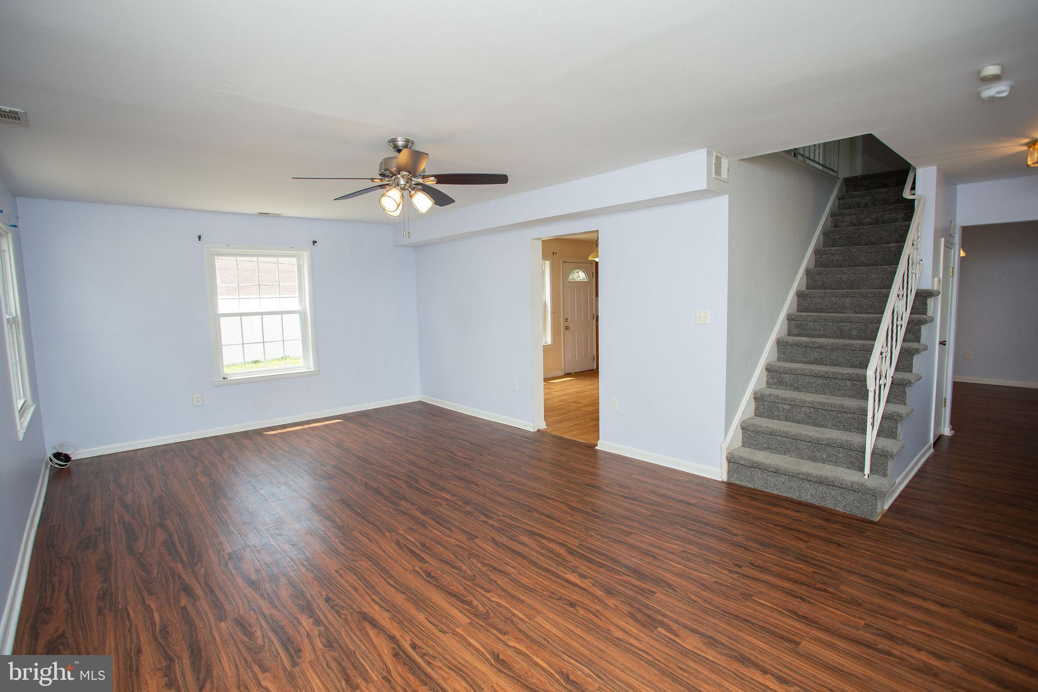 27 Bendix Ln
