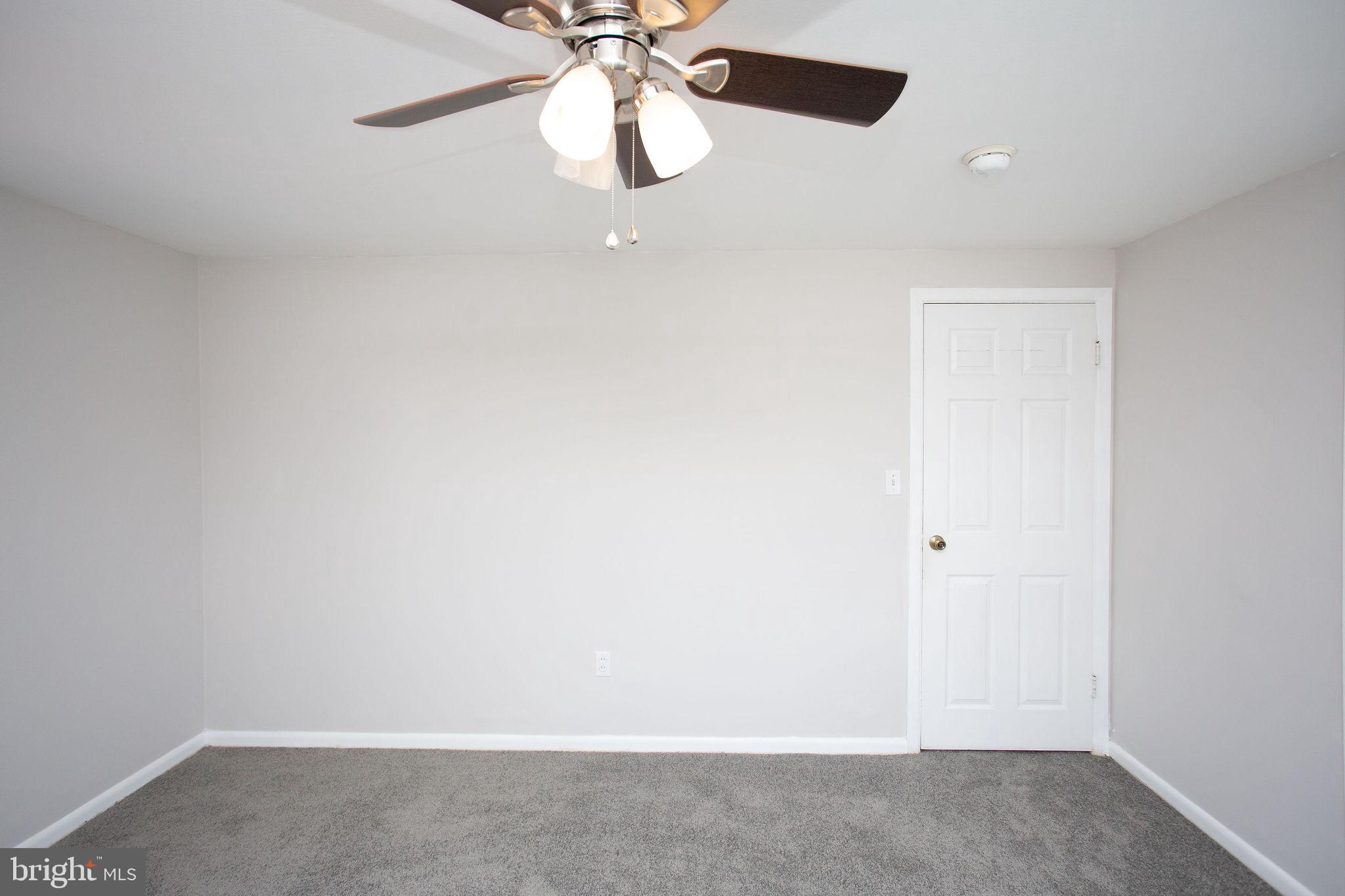 27 Bendix Ln