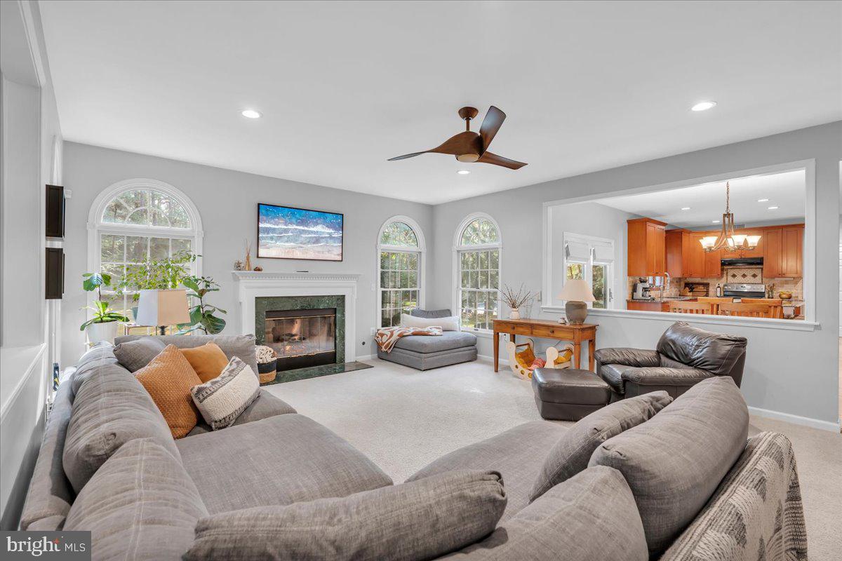 1 SWEET GUM CT