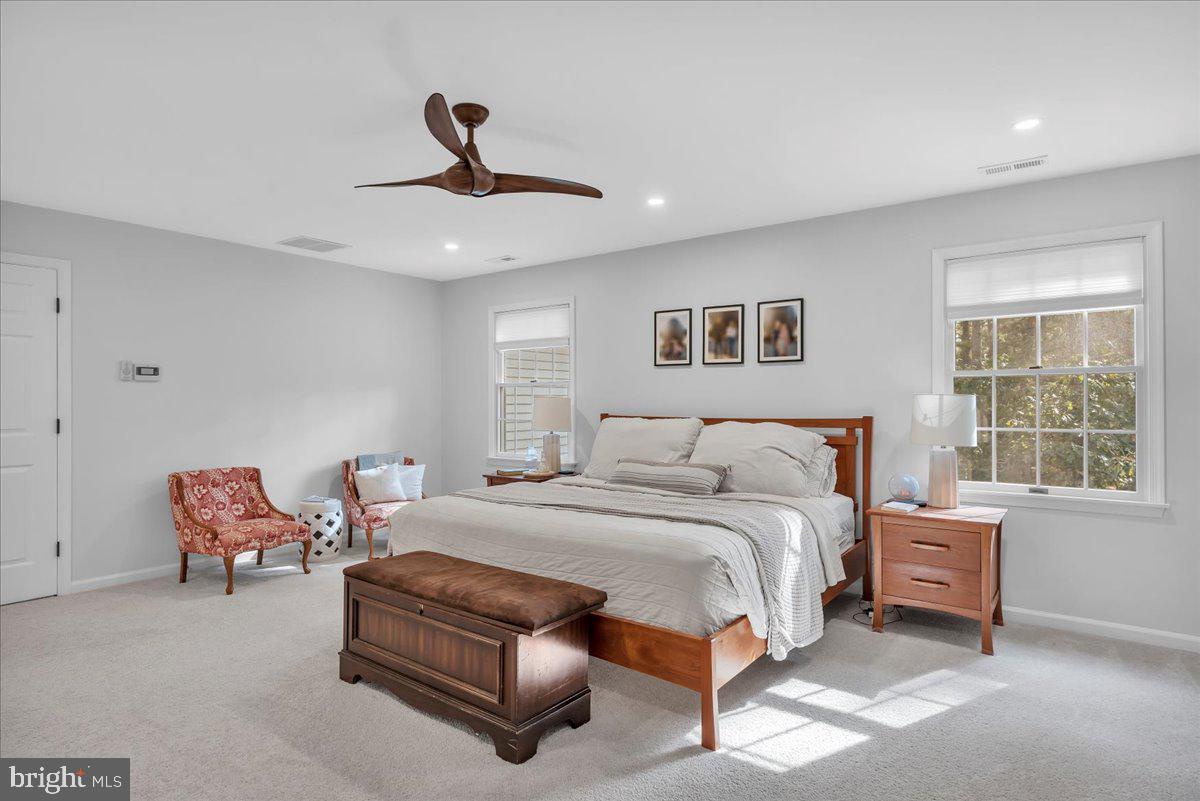 1 SWEET GUM CT
