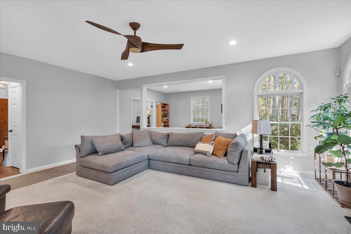 1 SWEET GUM CT