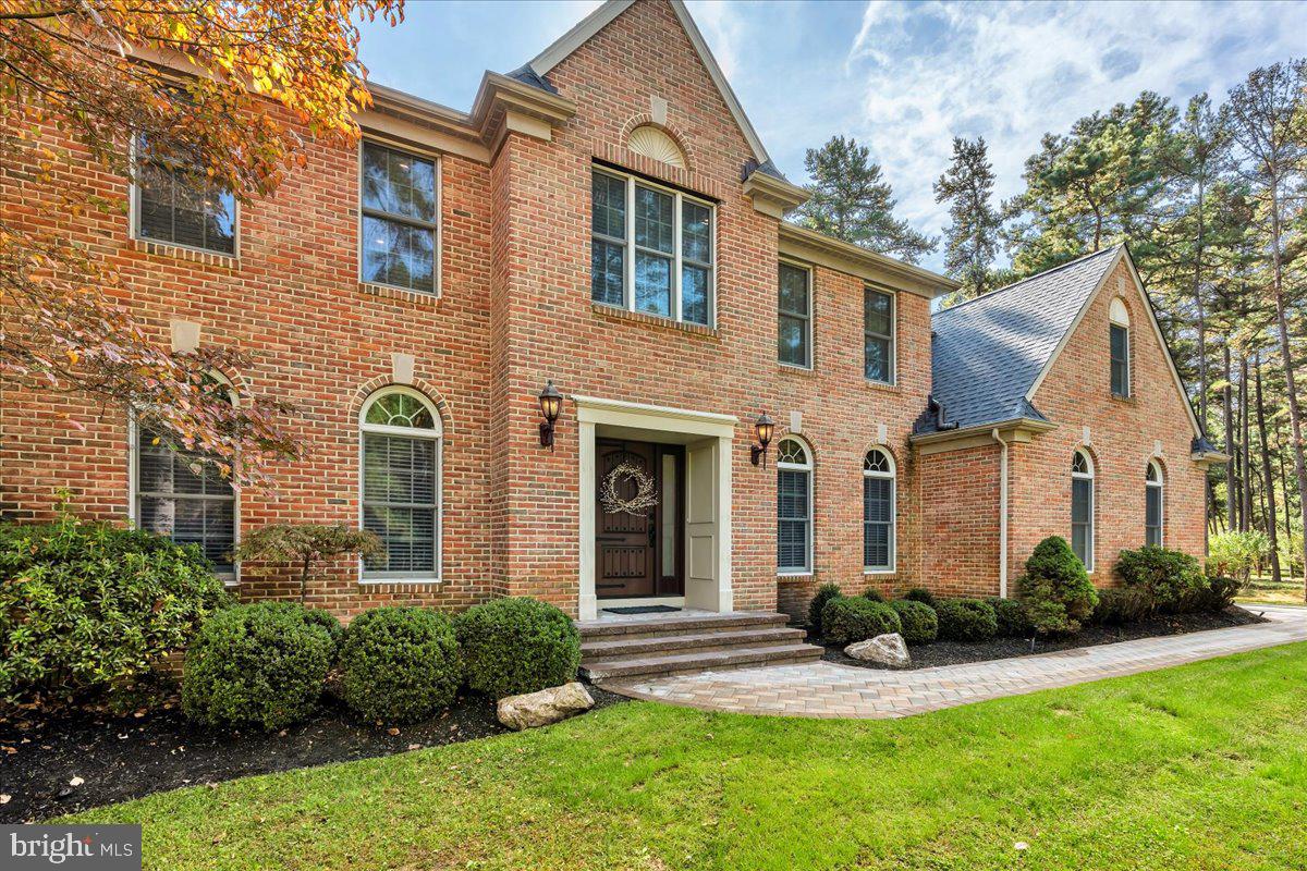 1 SWEET GUM CT