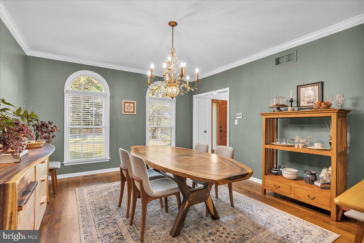 1 SWEET GUM CT