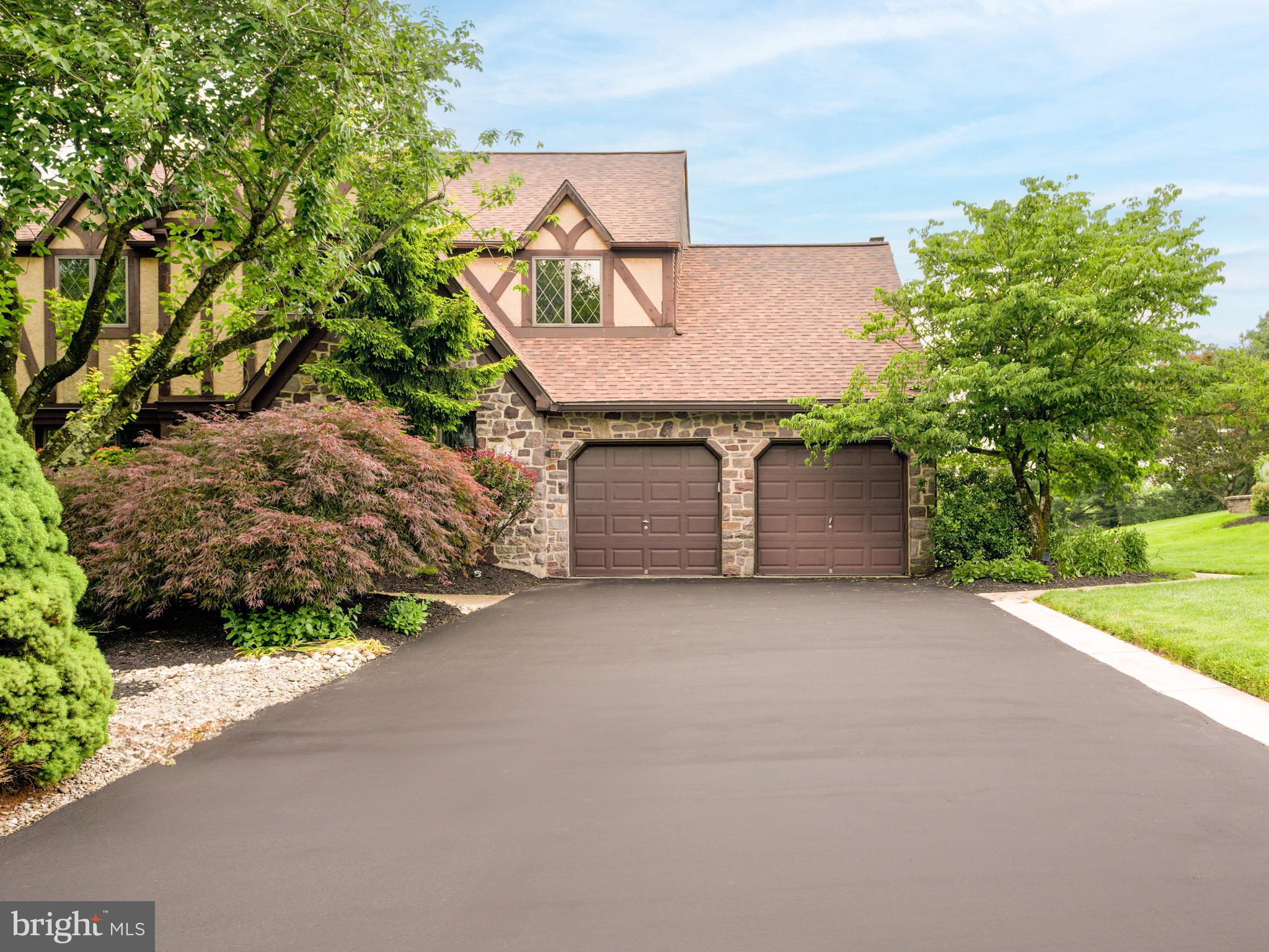 13 COLONIAL DRIVE