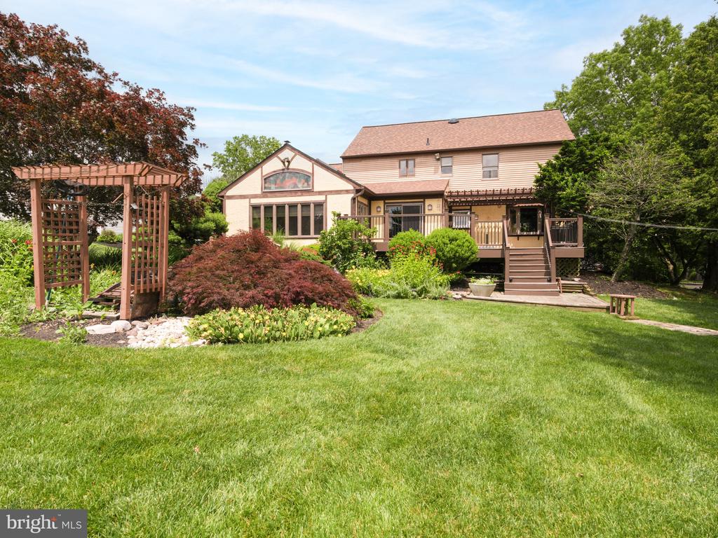 13 COLONIAL DRIVE