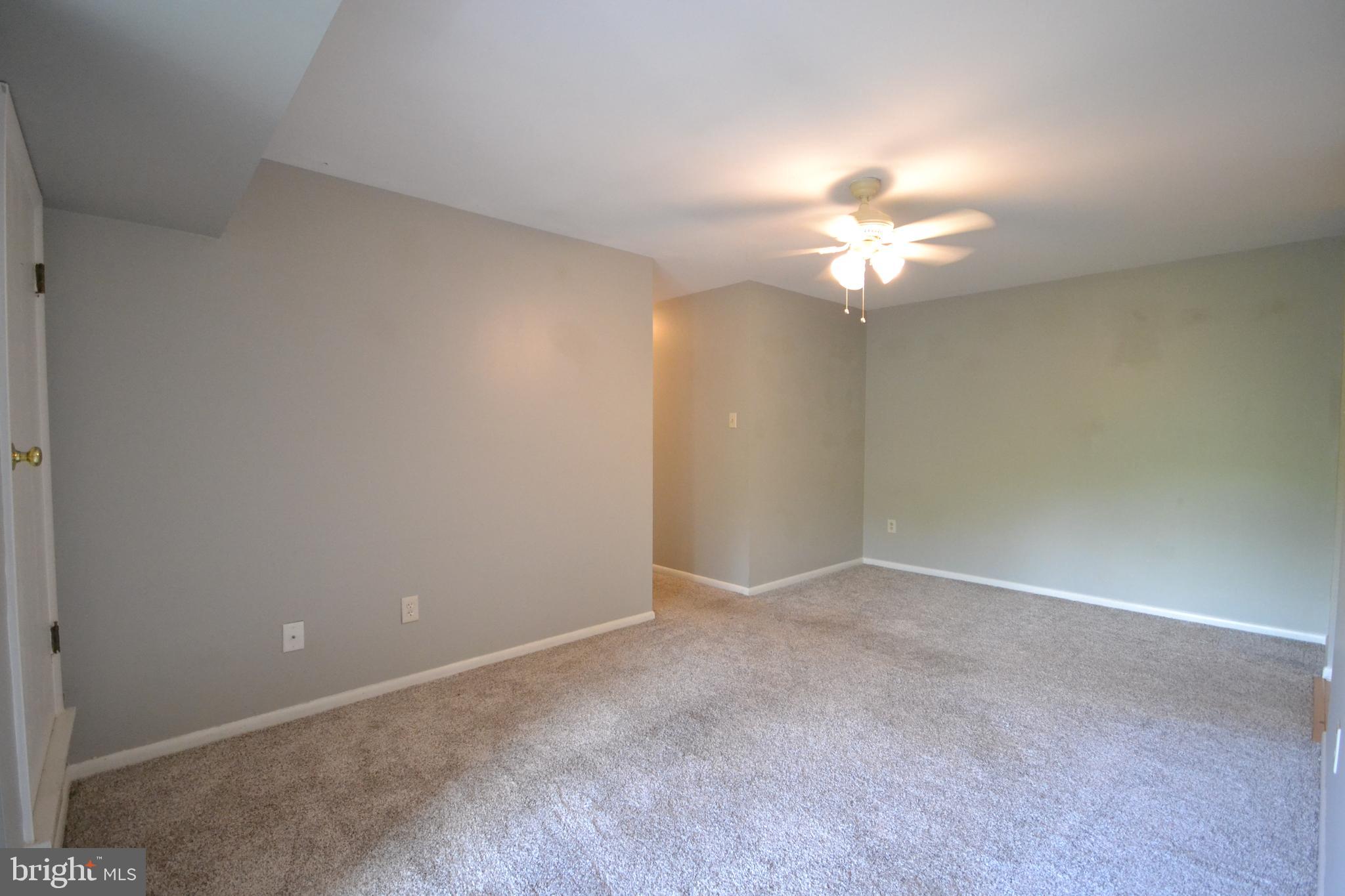 3022 Valley Dr #3022