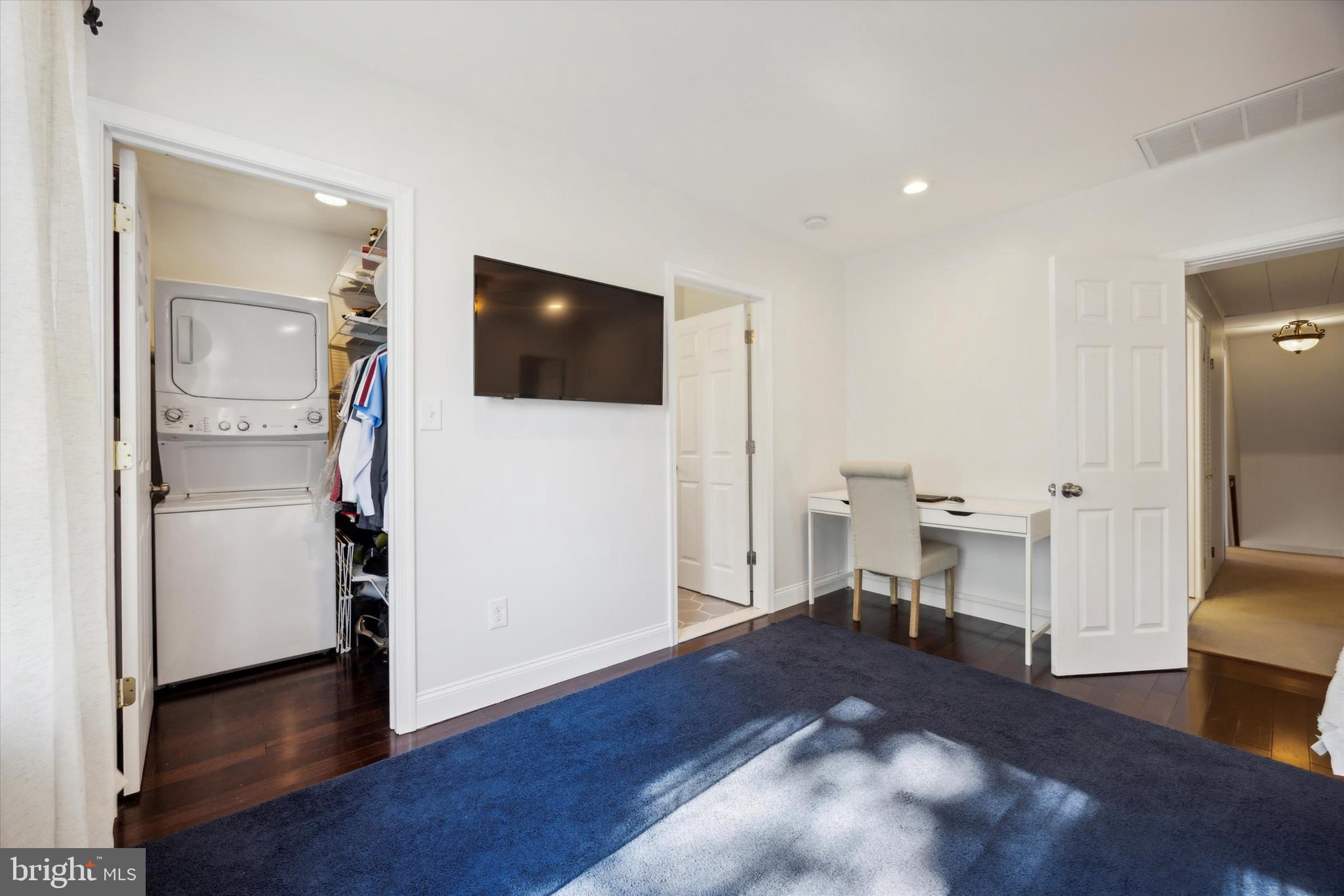 1372 Harrington Rd