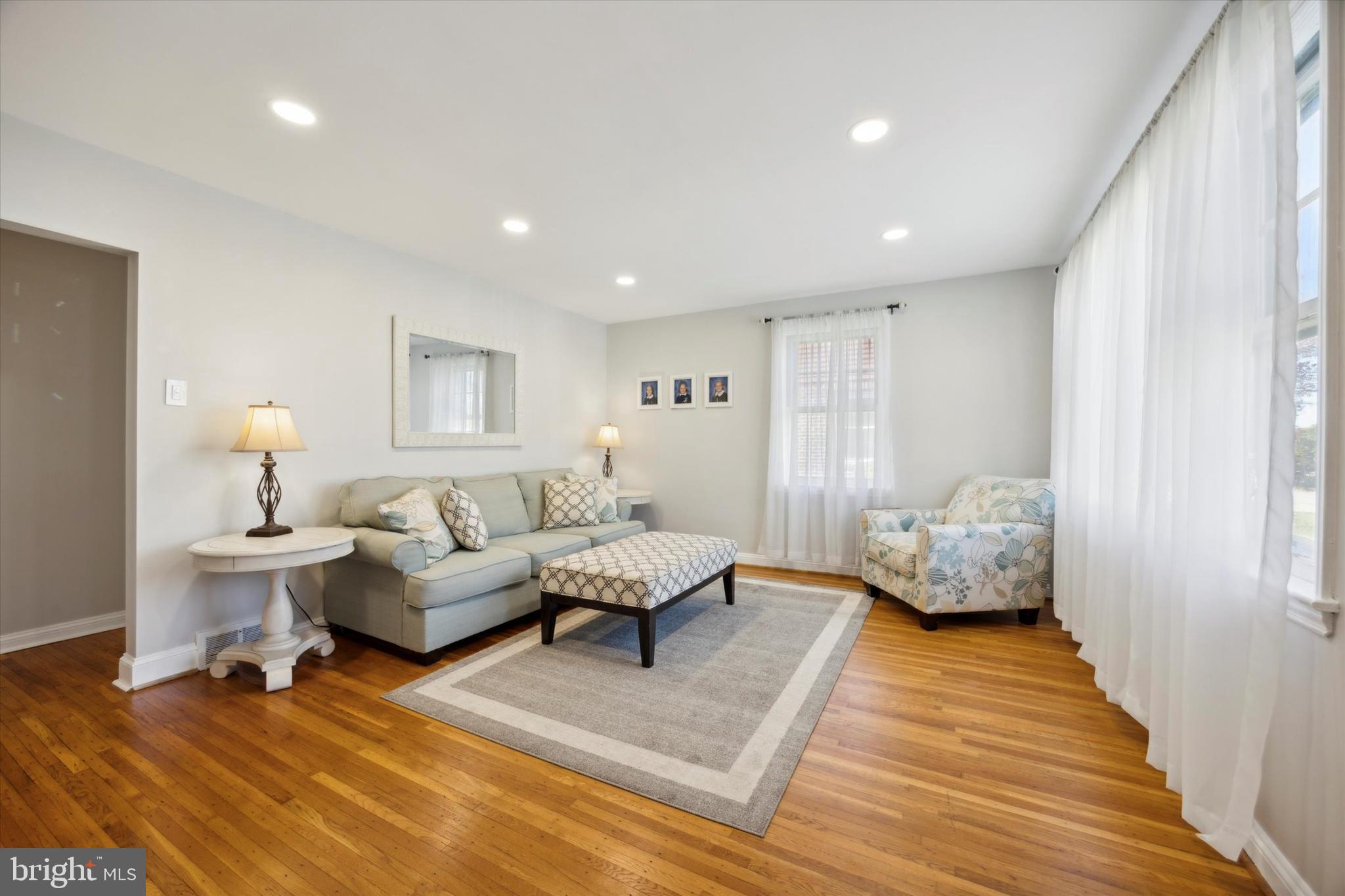 1372 Harrington Rd