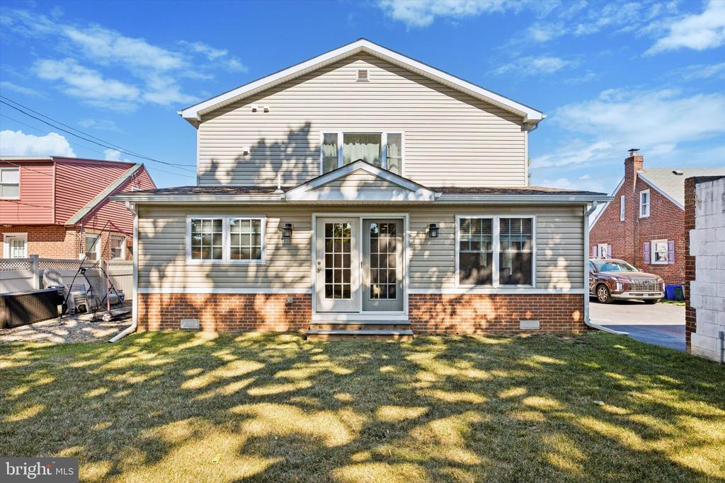 1372 Harrington Rd