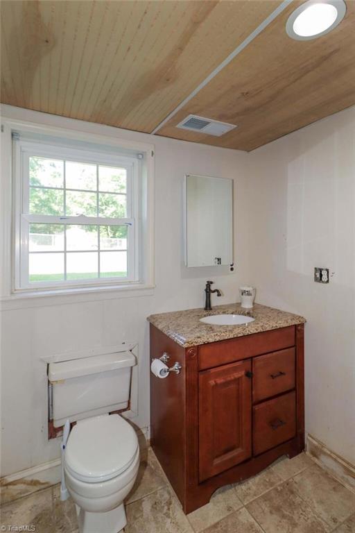 1270 Country Hill Drive