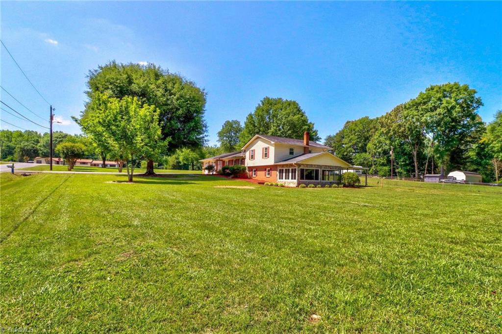 1270 Country Hill Drive