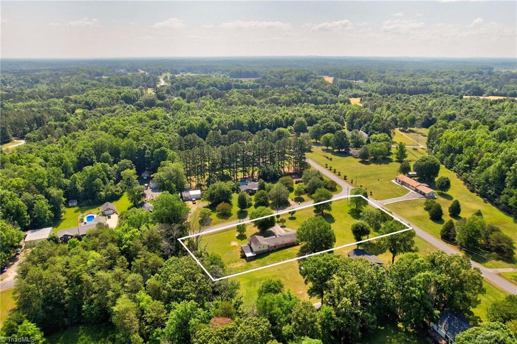 1270 Country Hill Drive