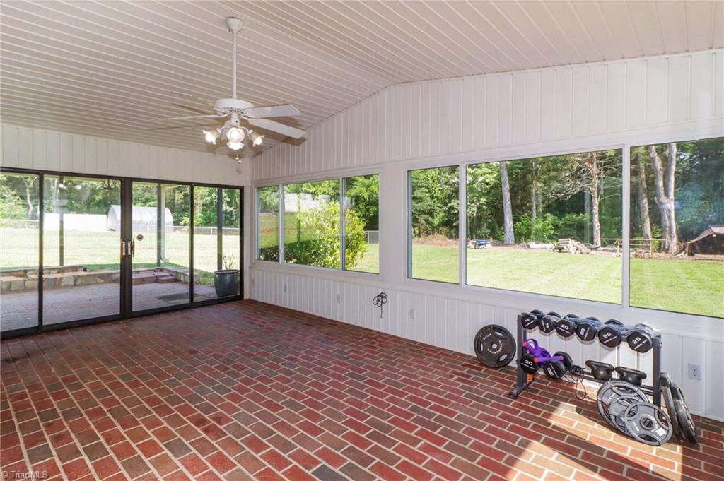 1270 Country Hill Drive