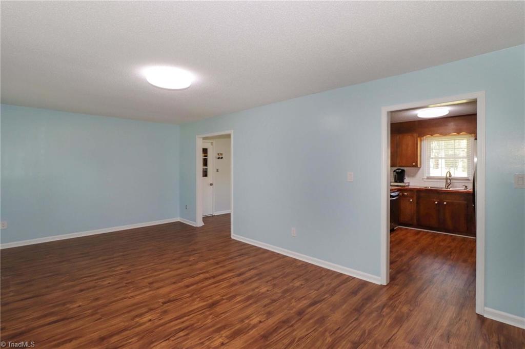 1270 Country Hill Drive