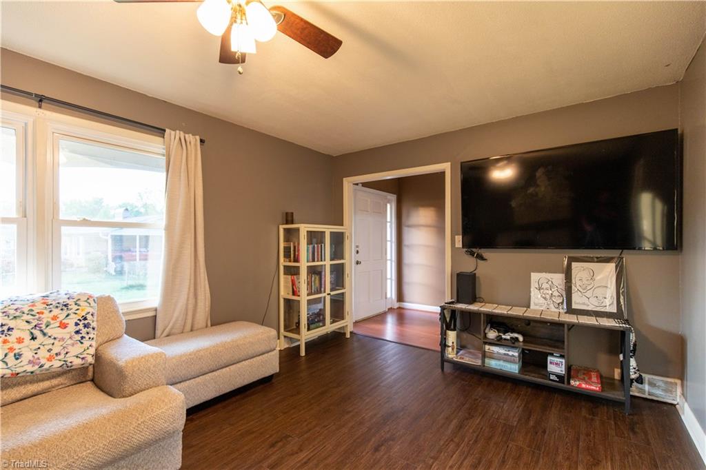 787 Nottingham Drive