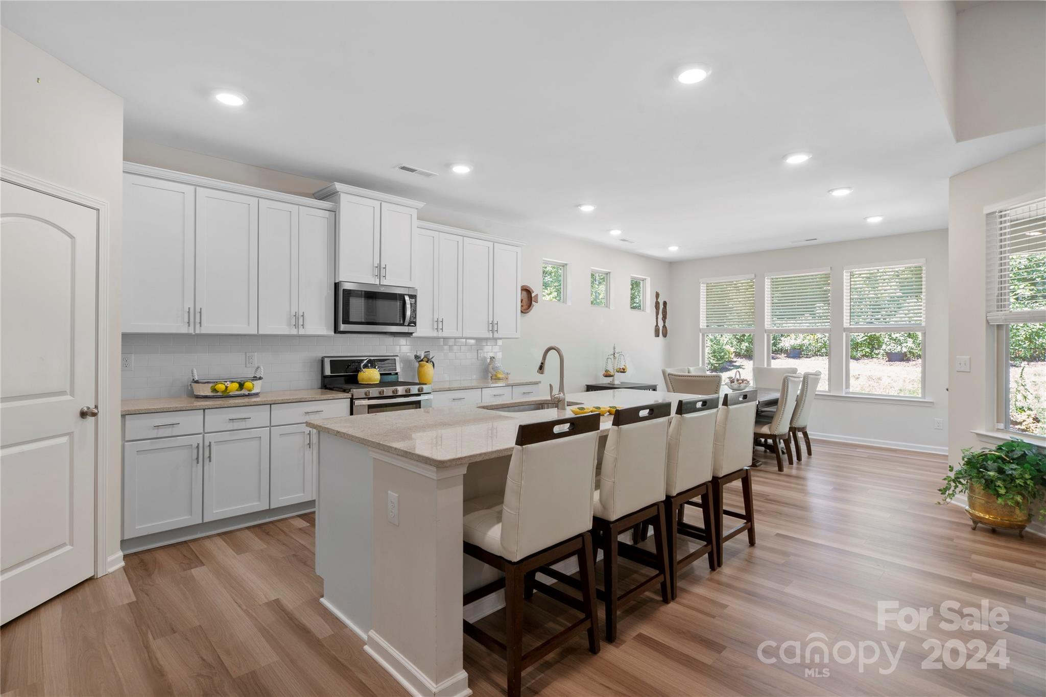 10883 Sparkle Creek Drive