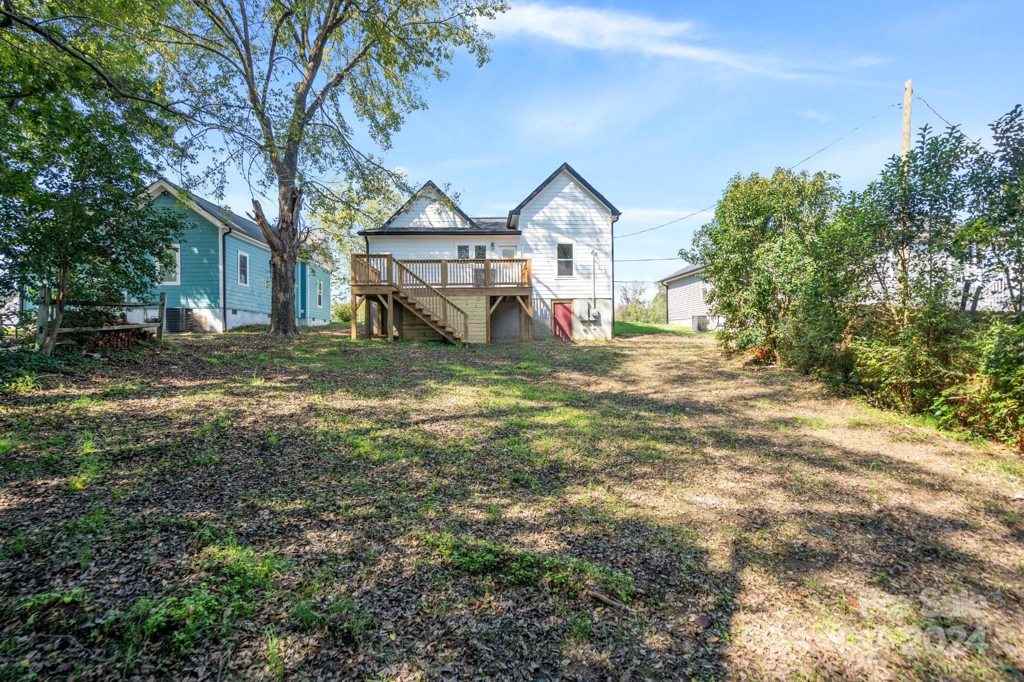 275 Cabarrus Avenue W
