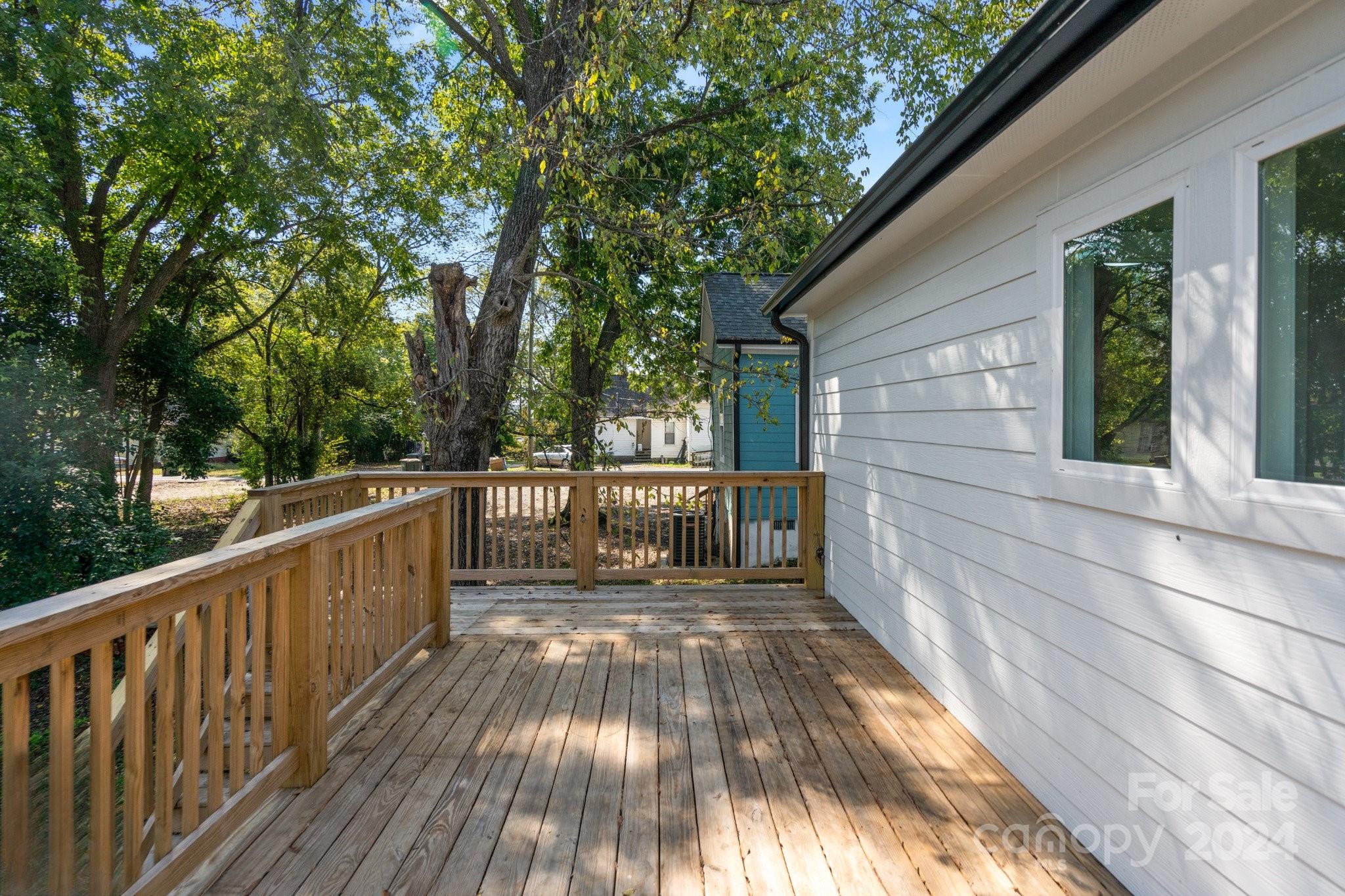275 Cabarrus Avenue W