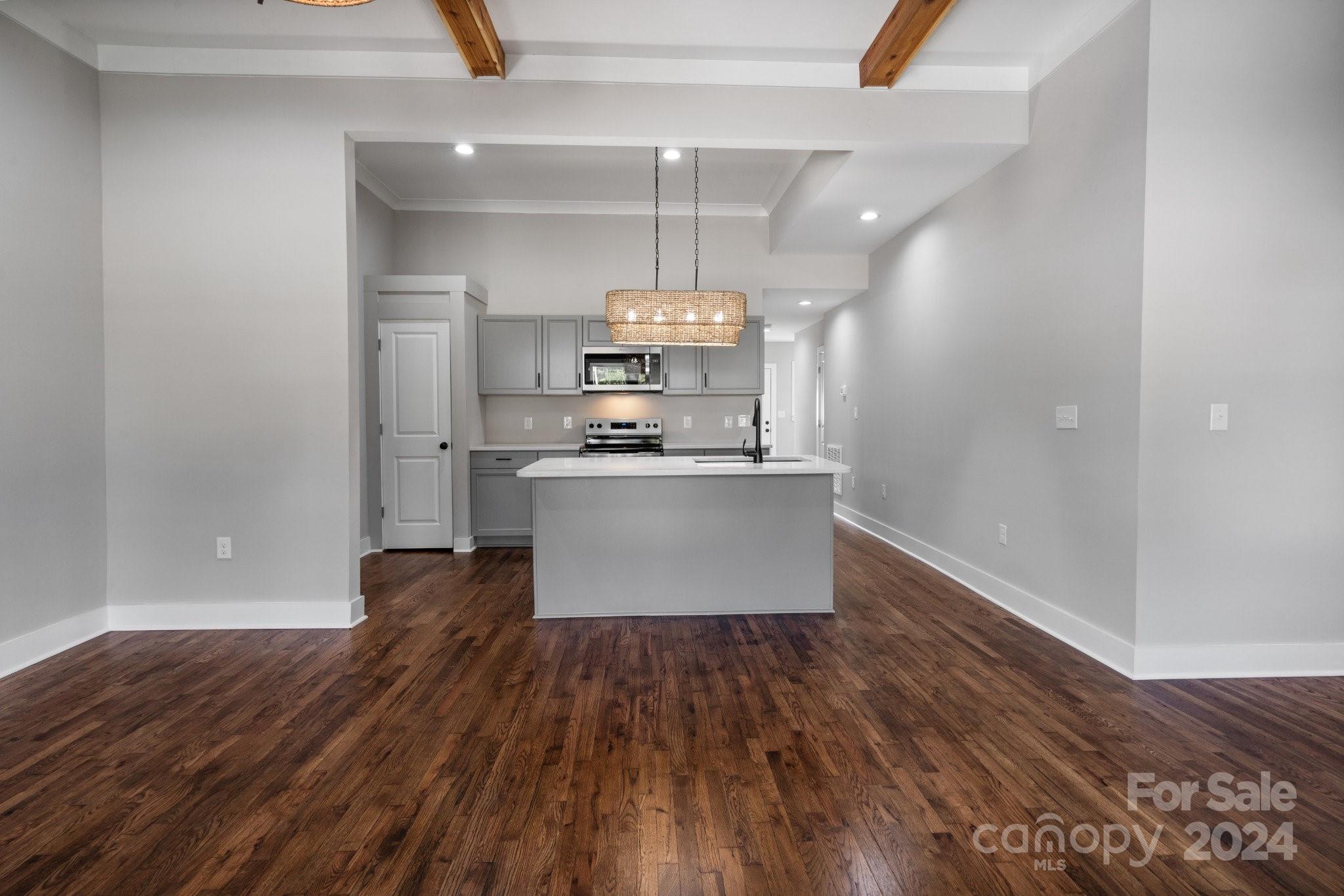 275 Cabarrus Avenue W