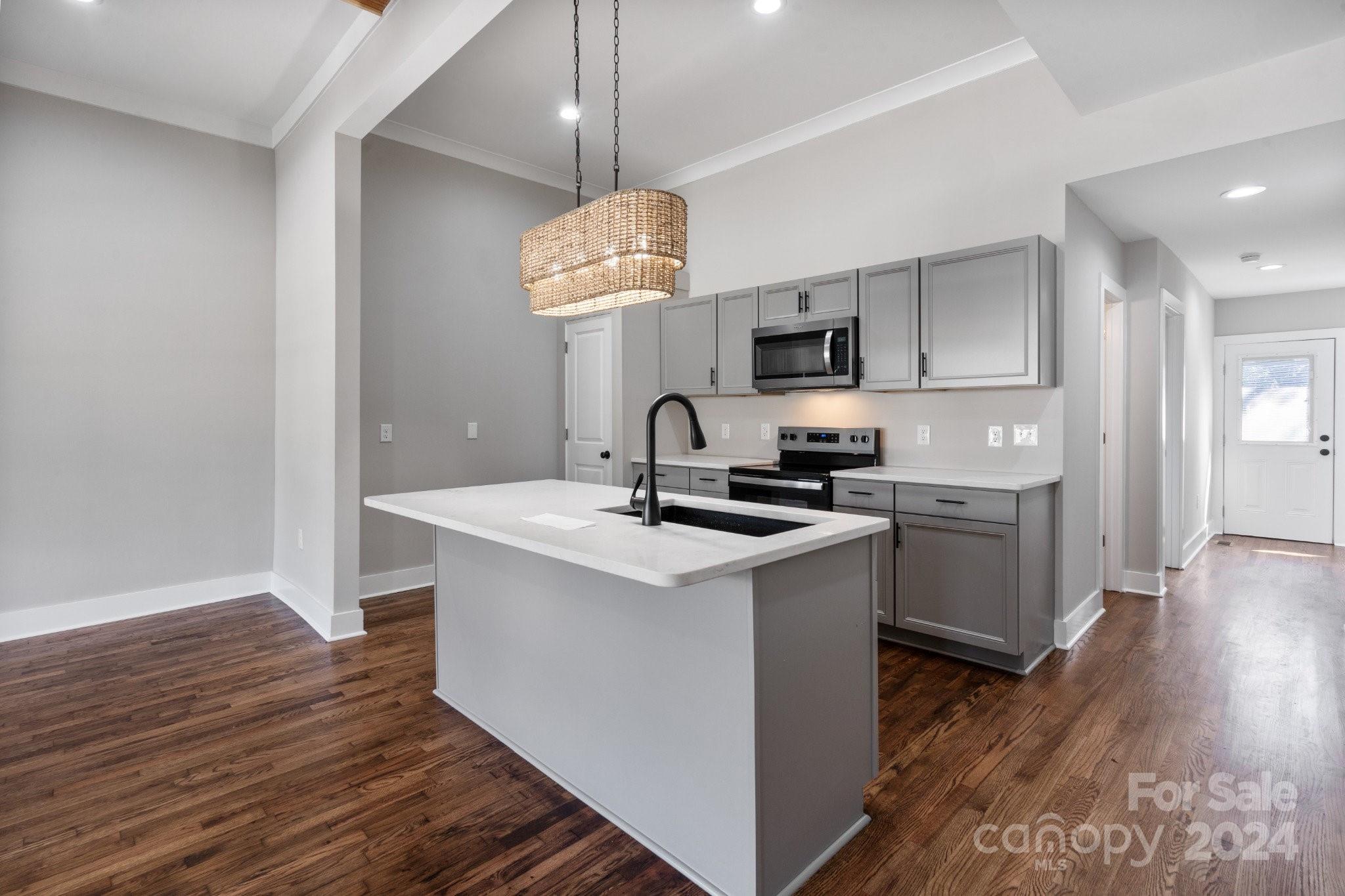 275 Cabarrus Avenue W