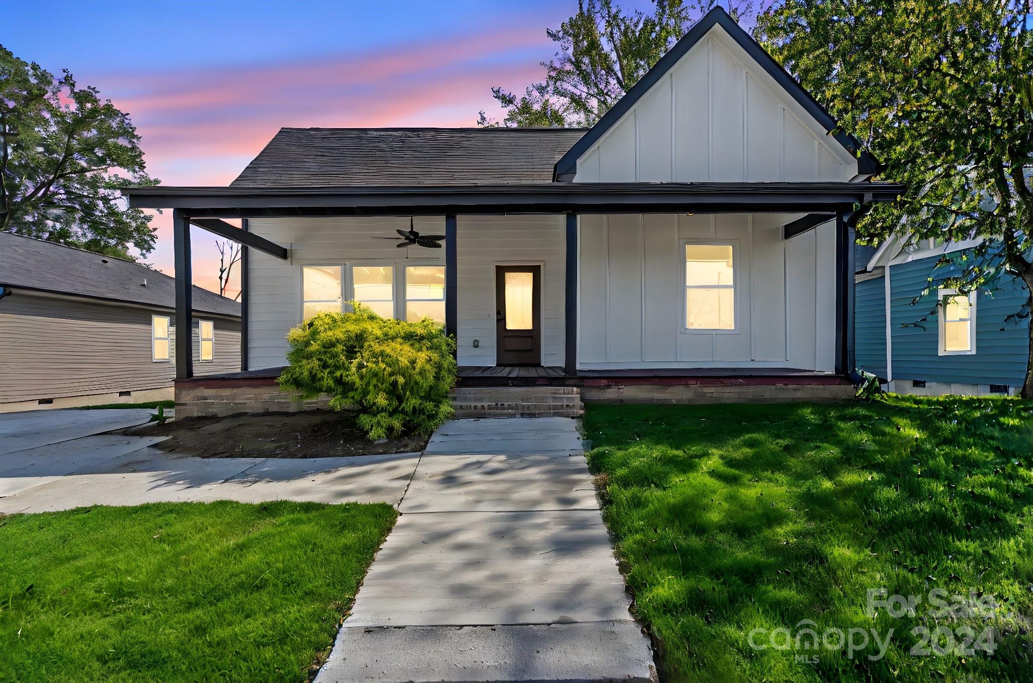 275 Cabarrus Avenue W