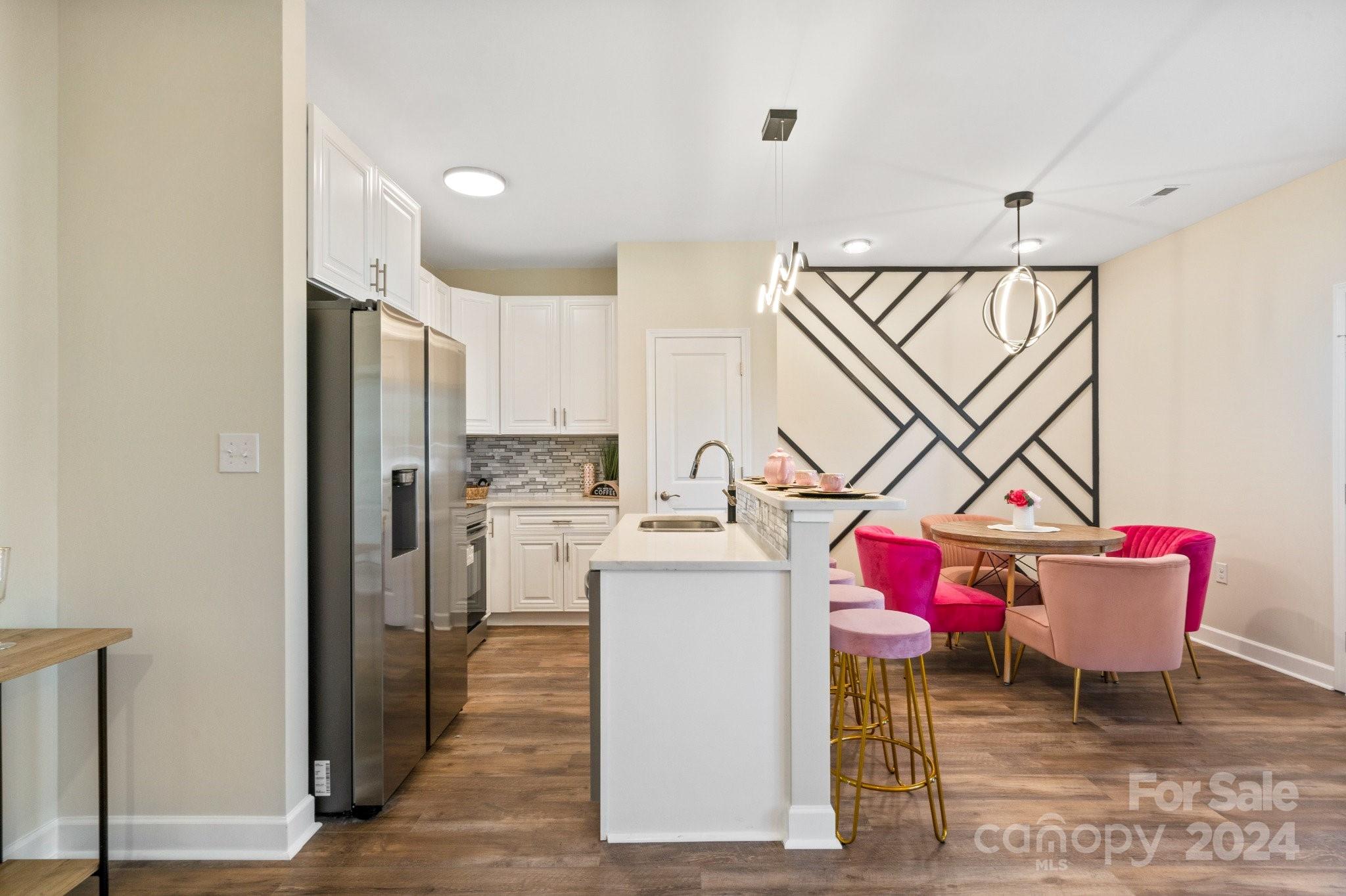 540 Flora Avenue NW