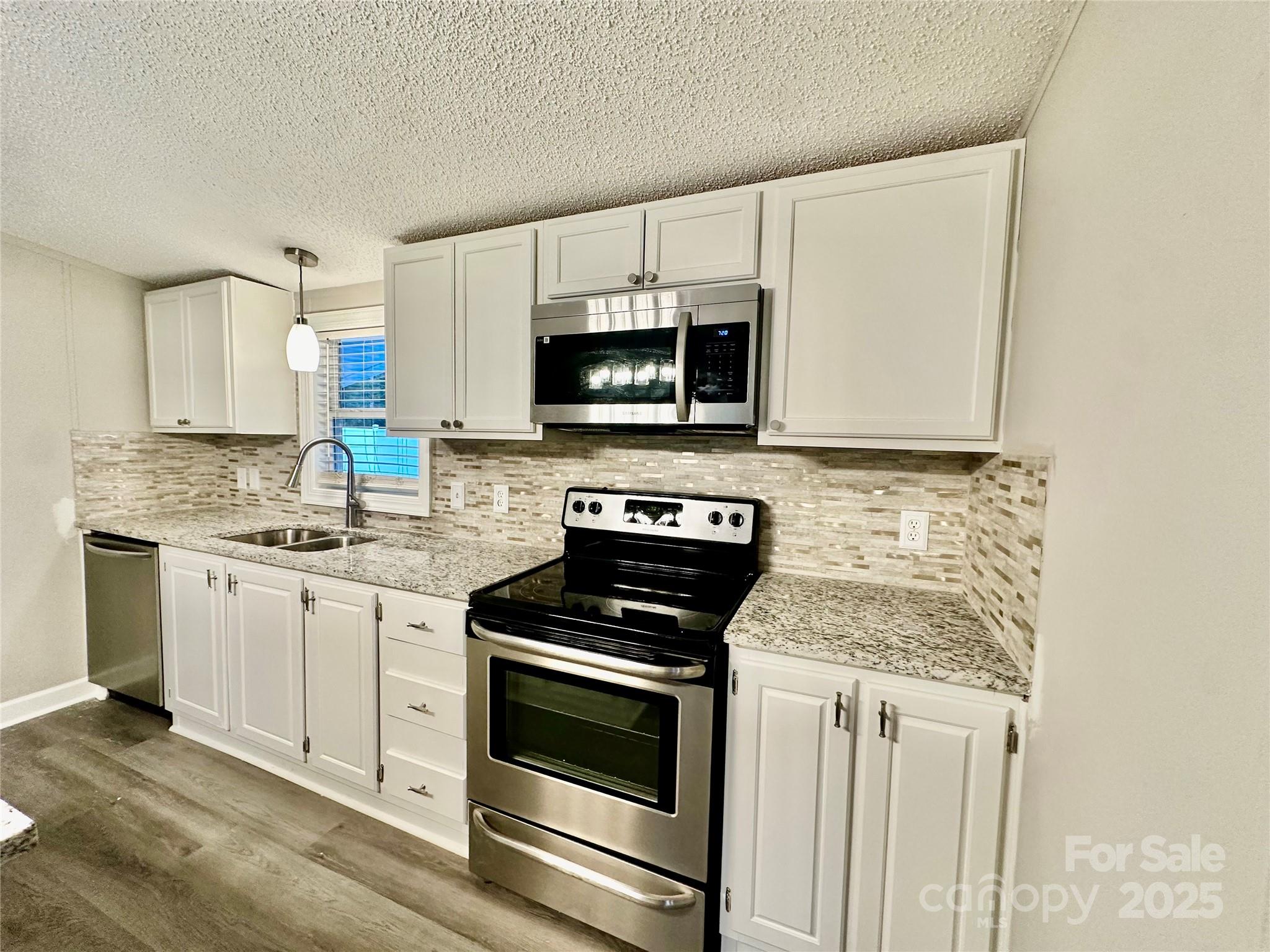980 Olde Creek Trail