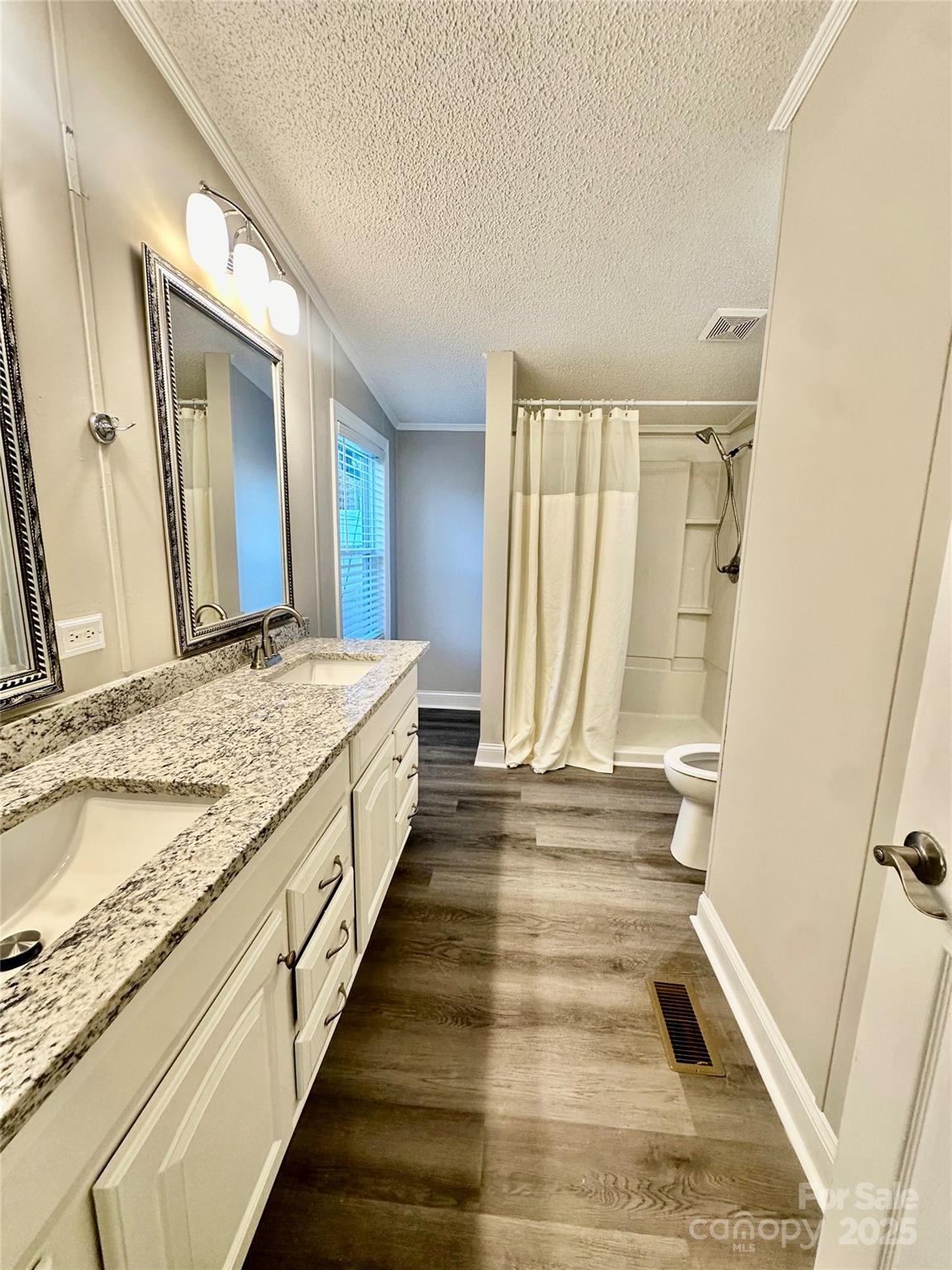 980 Olde Creek Trail
