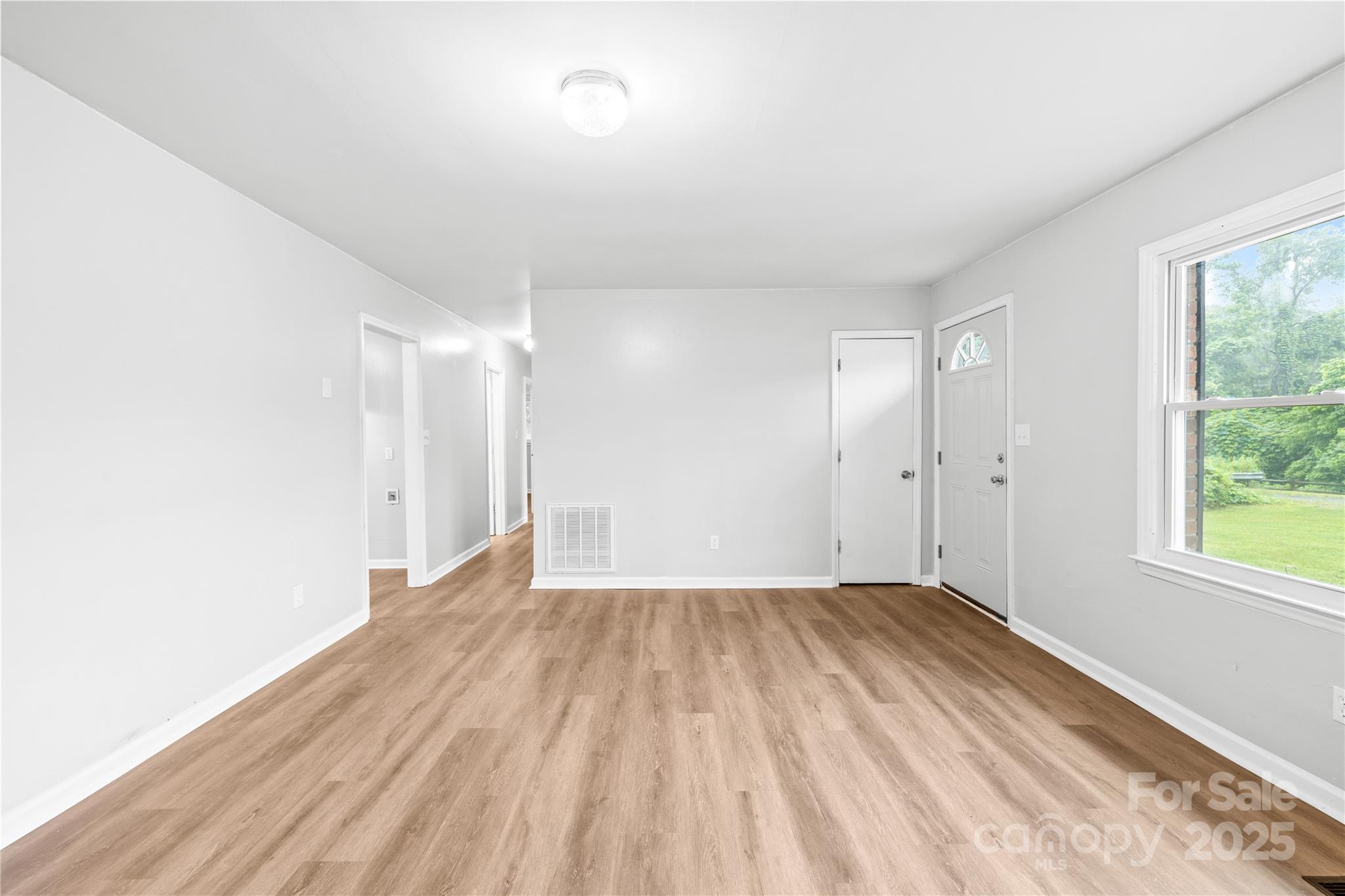 911 Briarwood Drive