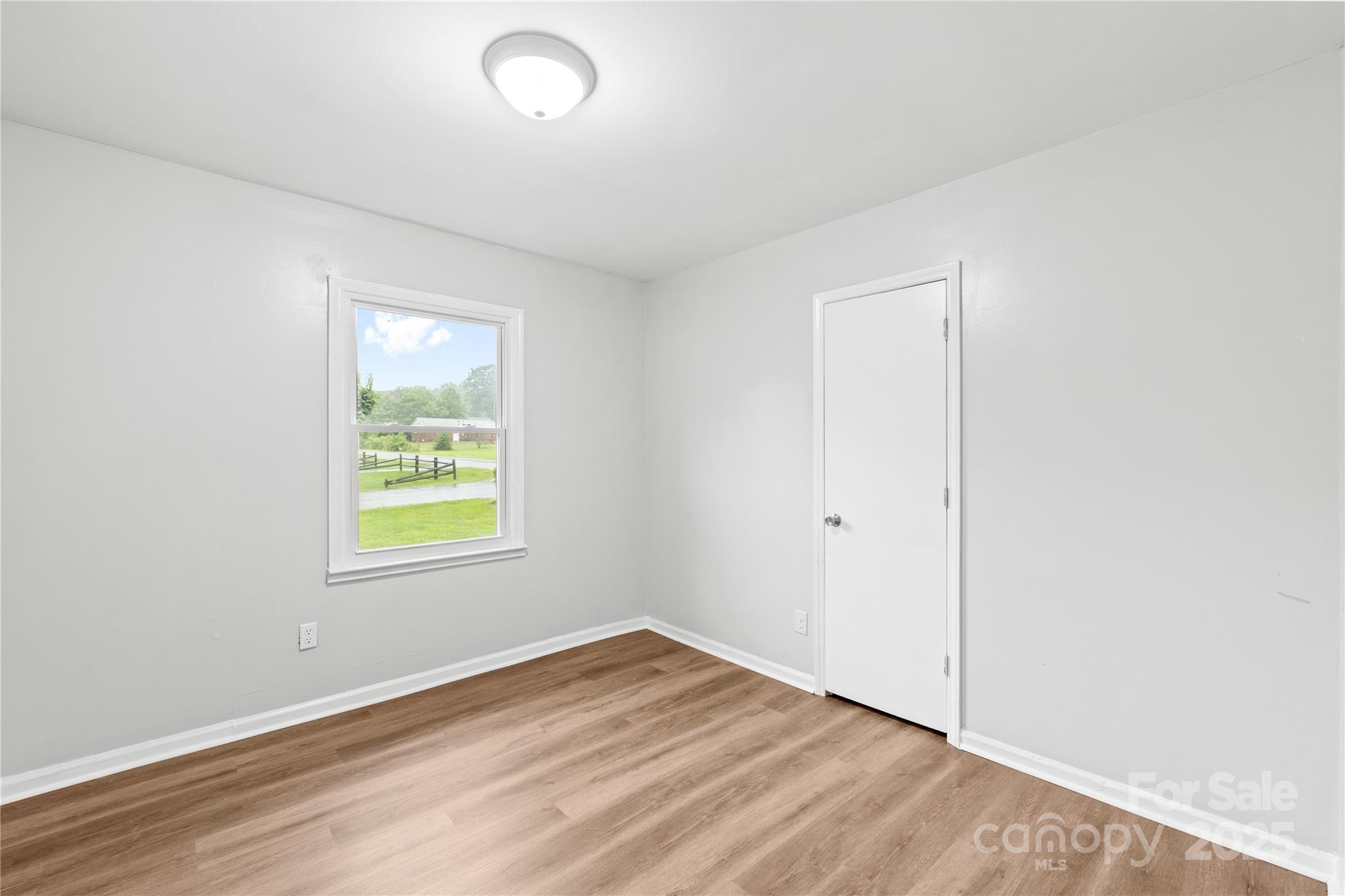 911 Briarwood Drive