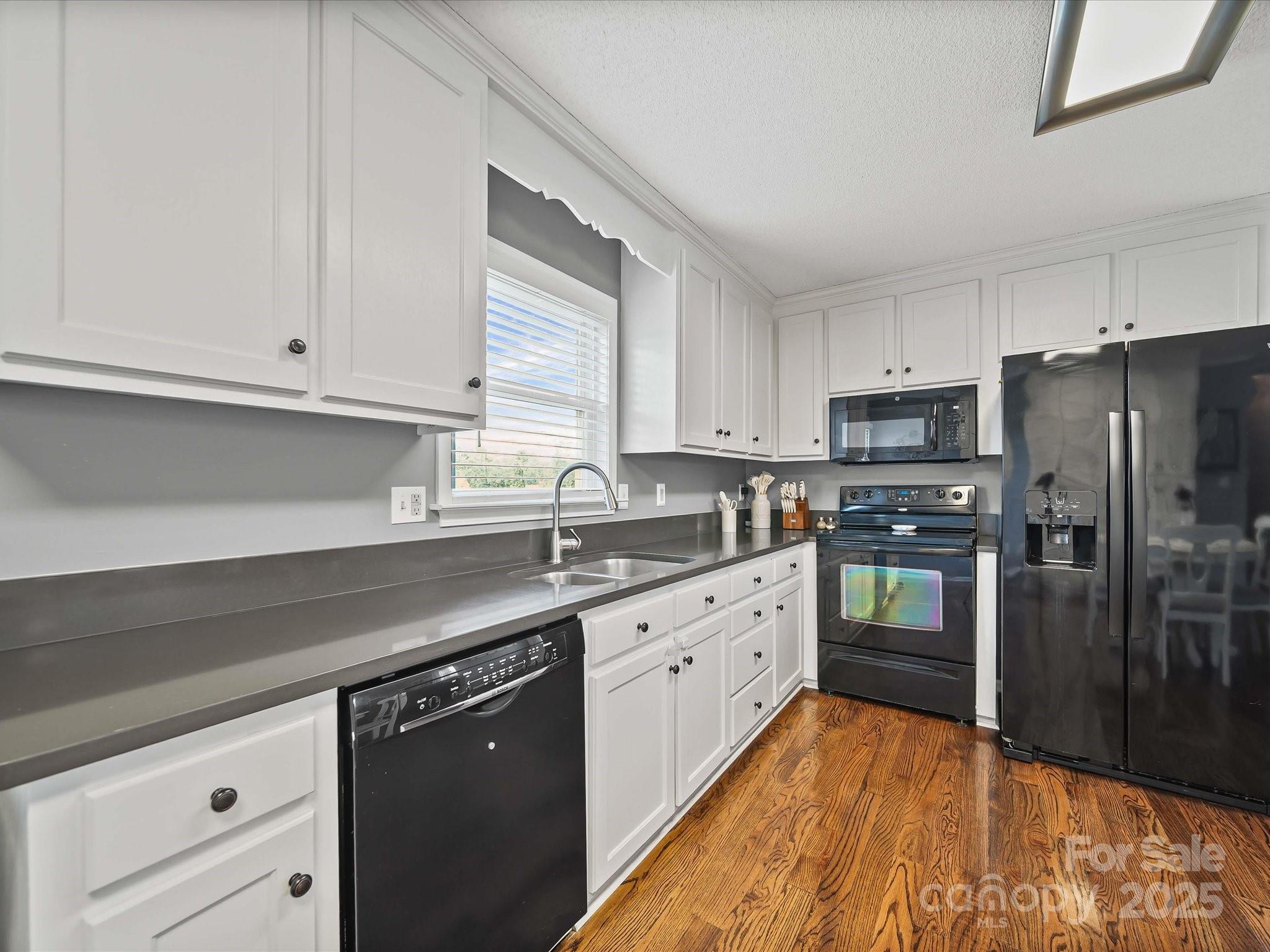 5339 Lake Glenn Drive