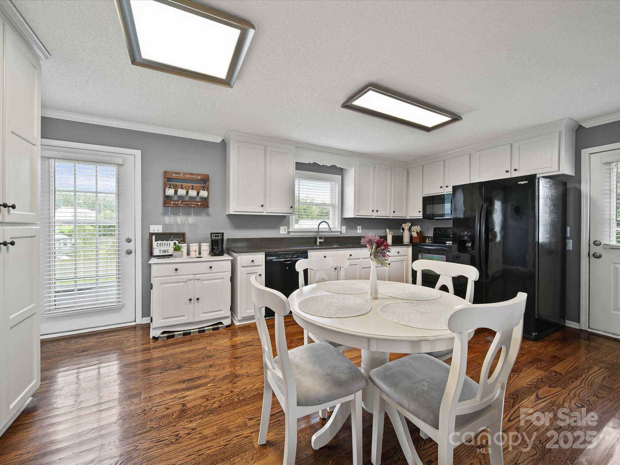 5339 Lake Glenn Drive